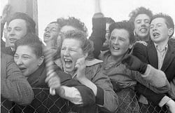 screaming fans