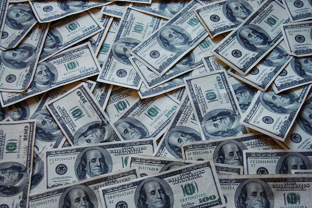 hundred dollar bills